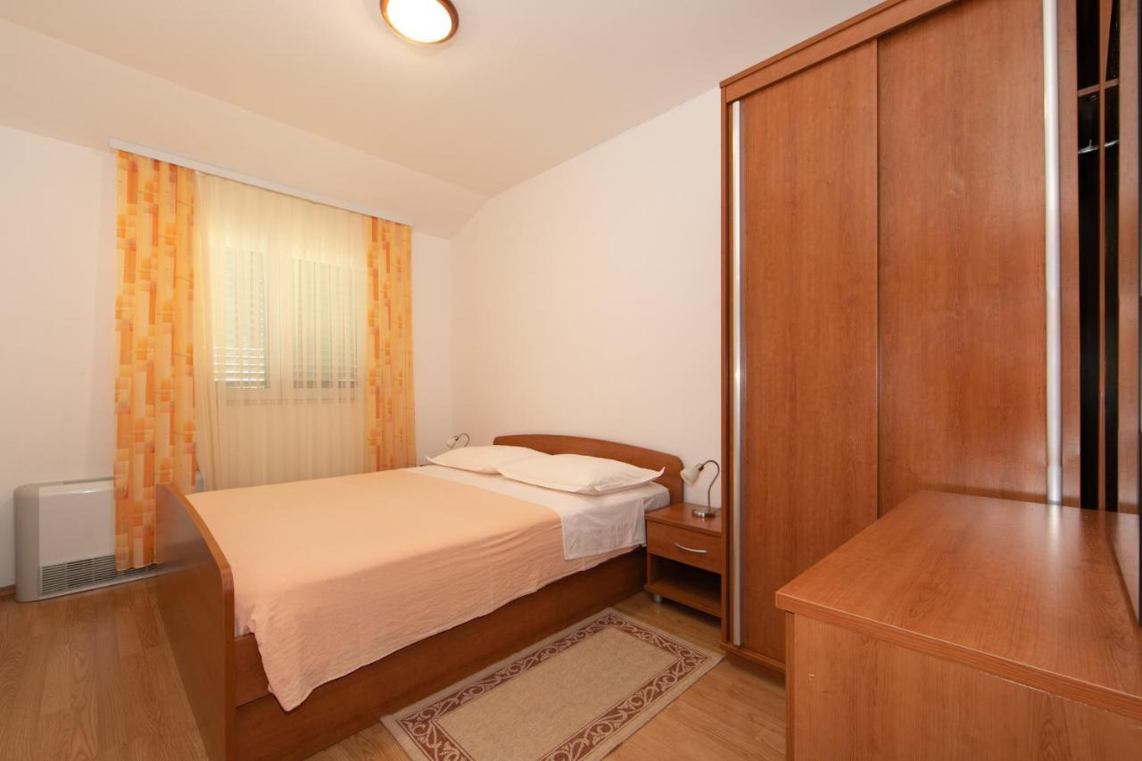 Apartmani Biser Tučepi Exterior foto