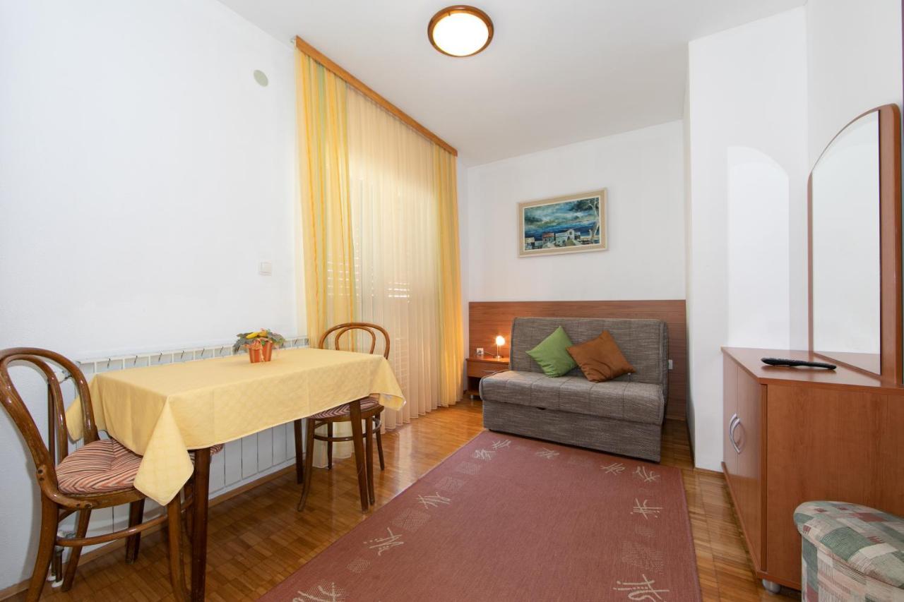 Apartmani Biser Tučepi Exterior foto