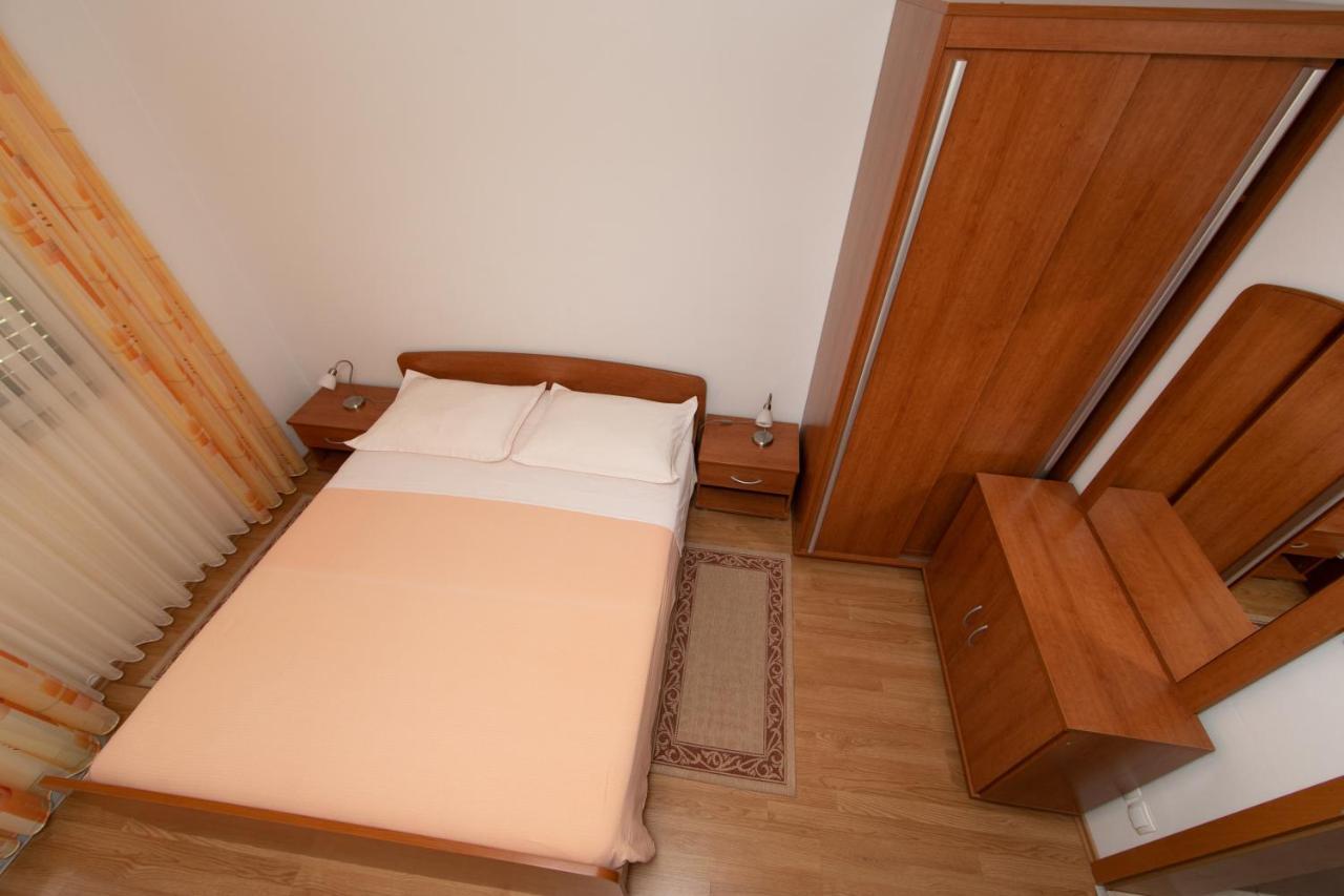 Apartmani Biser Tučepi Zimmer foto